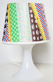 Yonolotiraria Washi Lamp